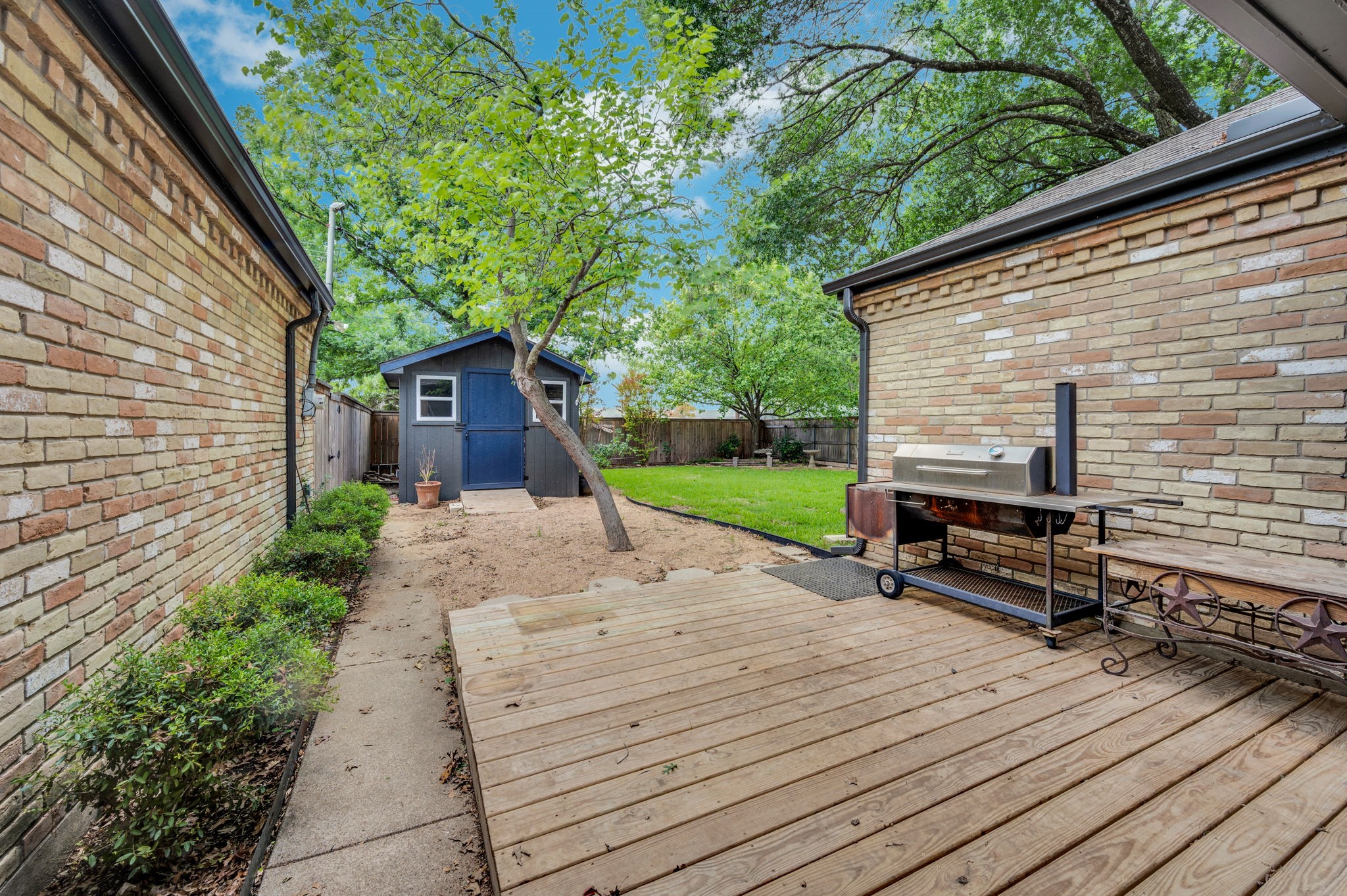 102 Chapman Circle Waxahachie TX 75165