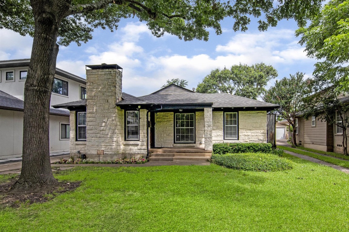 4635 Elsby Avenue Dallas TX 75209
