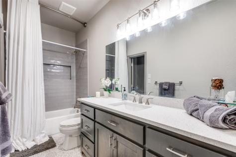 1009 Cedar View Lane Mckinney TX 75072