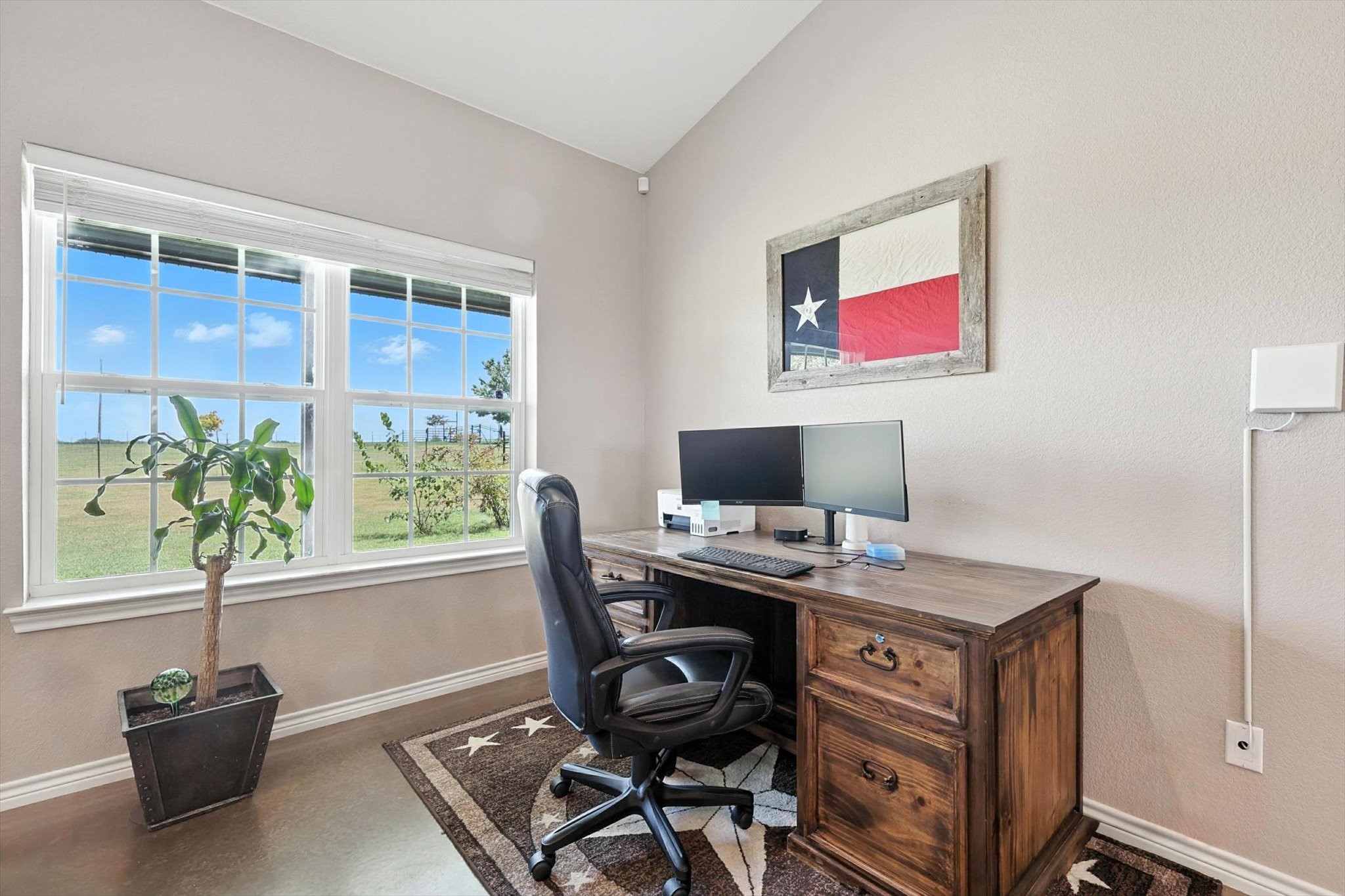 1106 Private Road 425 Whitewright TX 75491