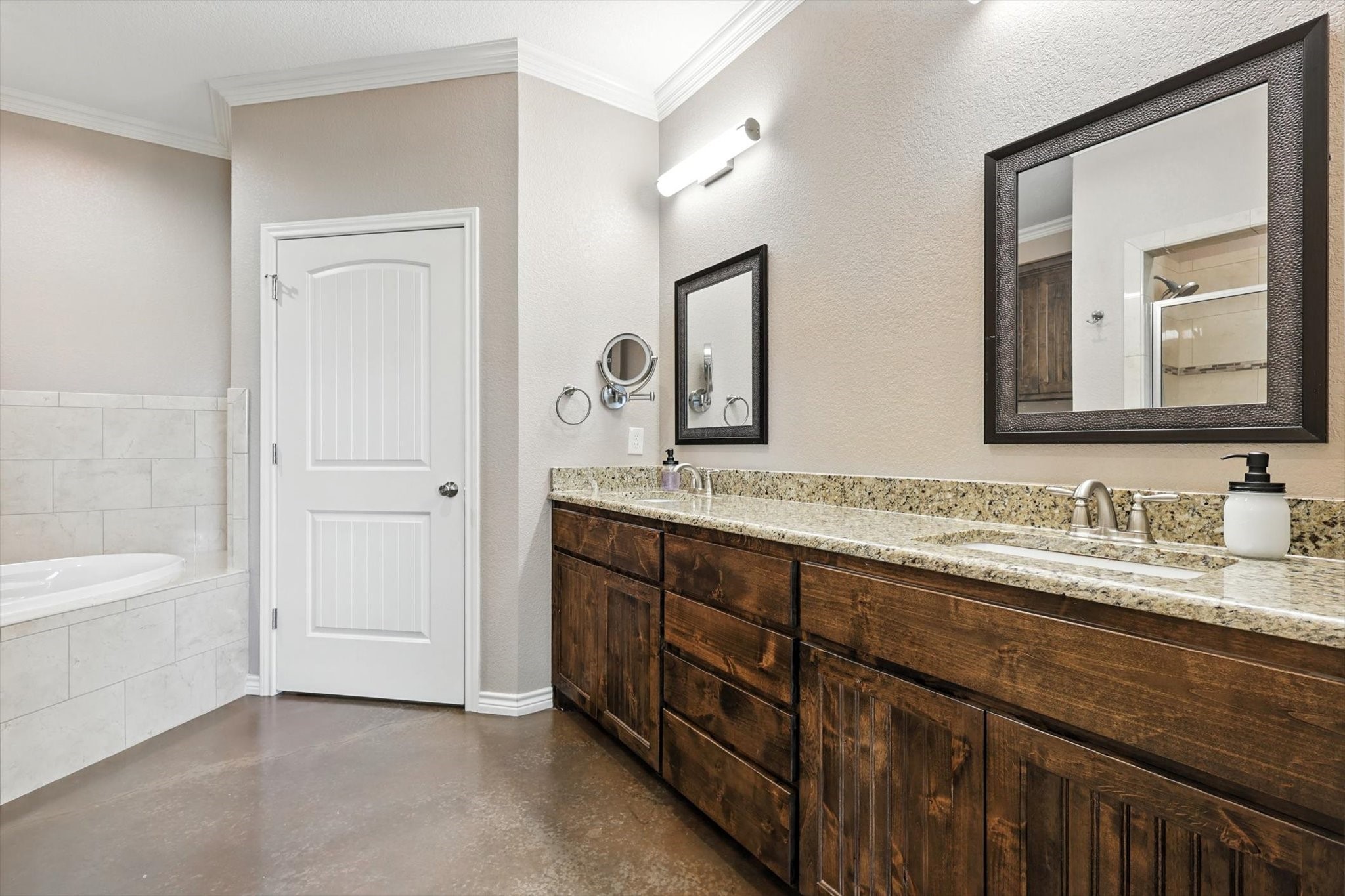 1106 Private Road 425 Whitewright TX 75491