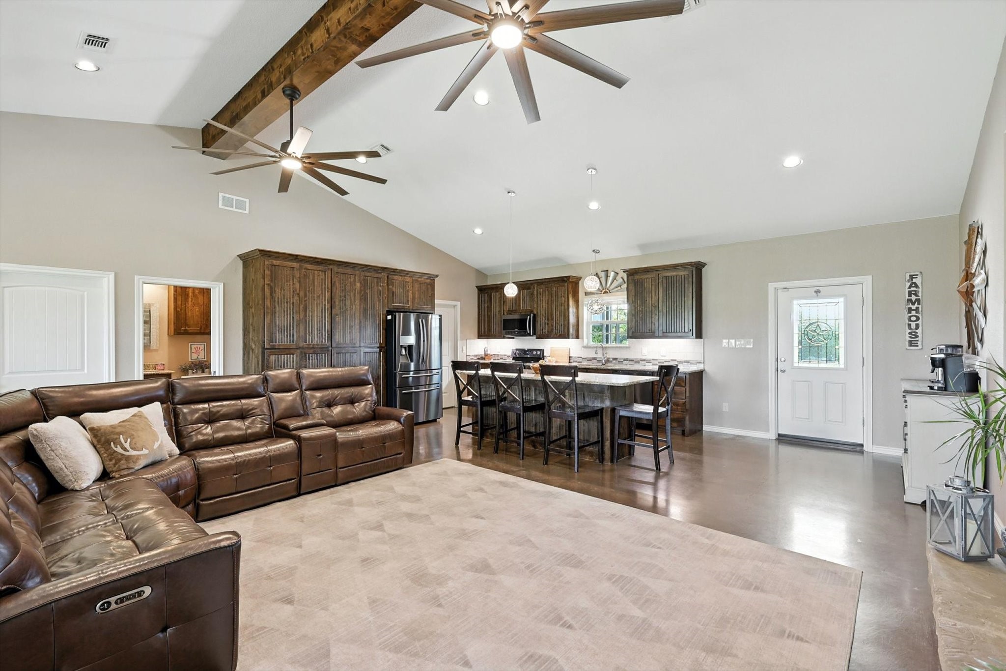1106 Private Road 425 Whitewright TX 75491