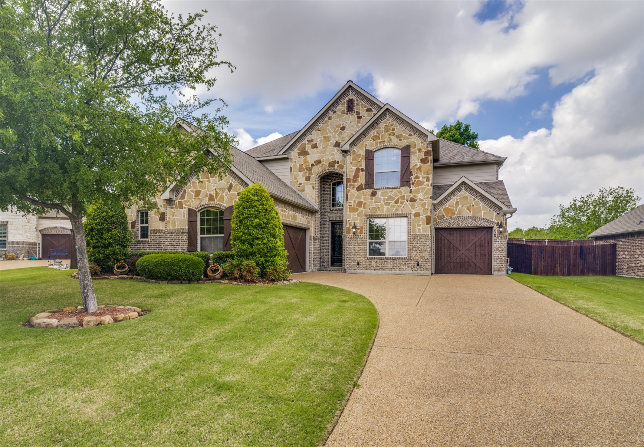 10002 Edgeway Circle Rowlett TX 75089
