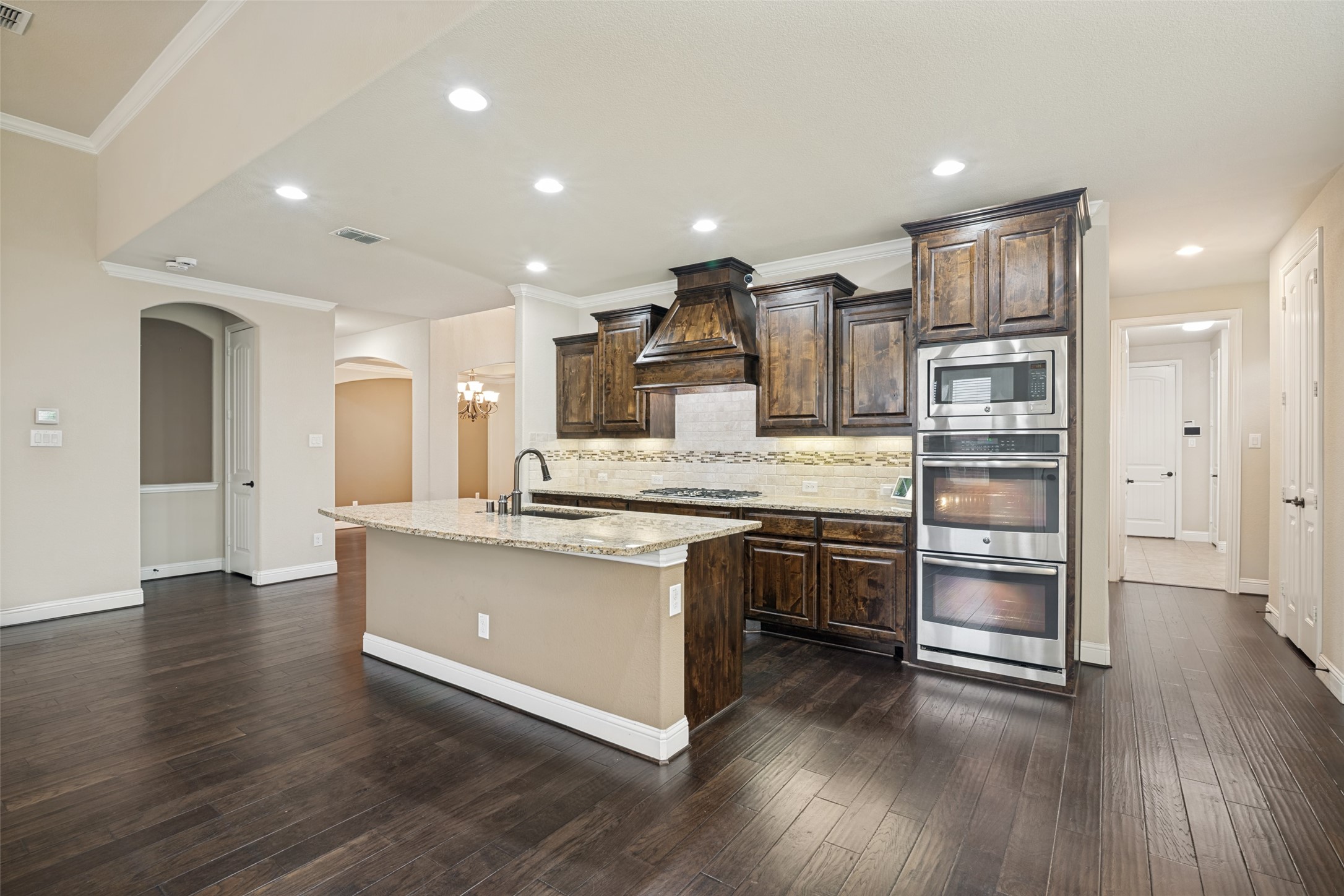 10002 Edgeway Circle Rowlett TX 75089