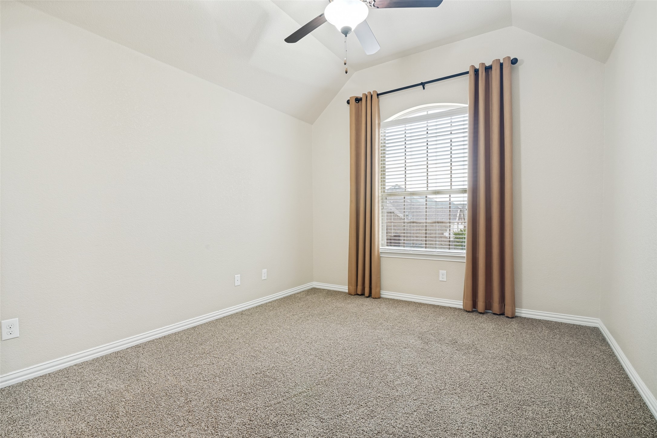 10002 Edgeway Circle Rowlett TX 75089