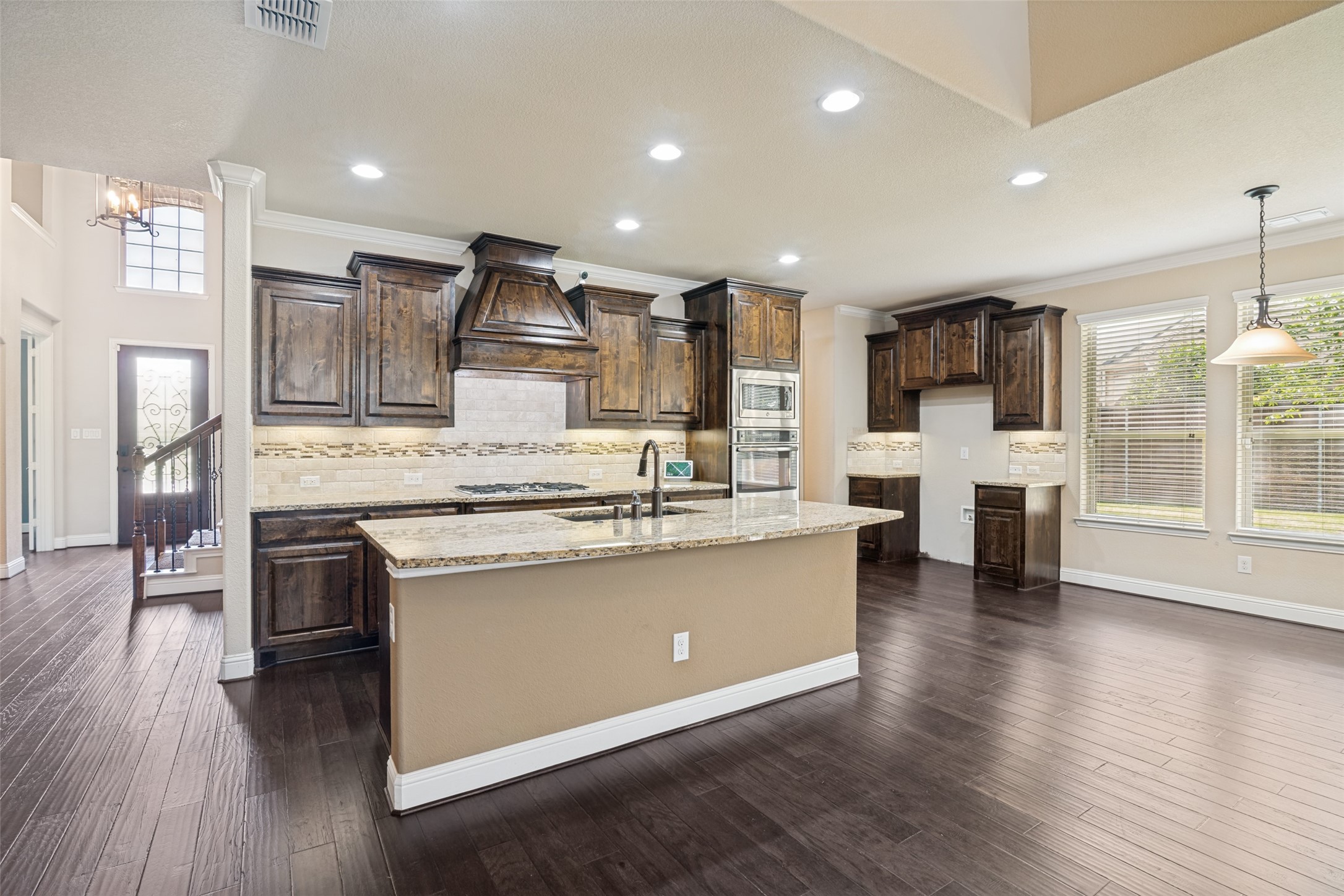 10002 Edgeway Circle Rowlett TX 75089