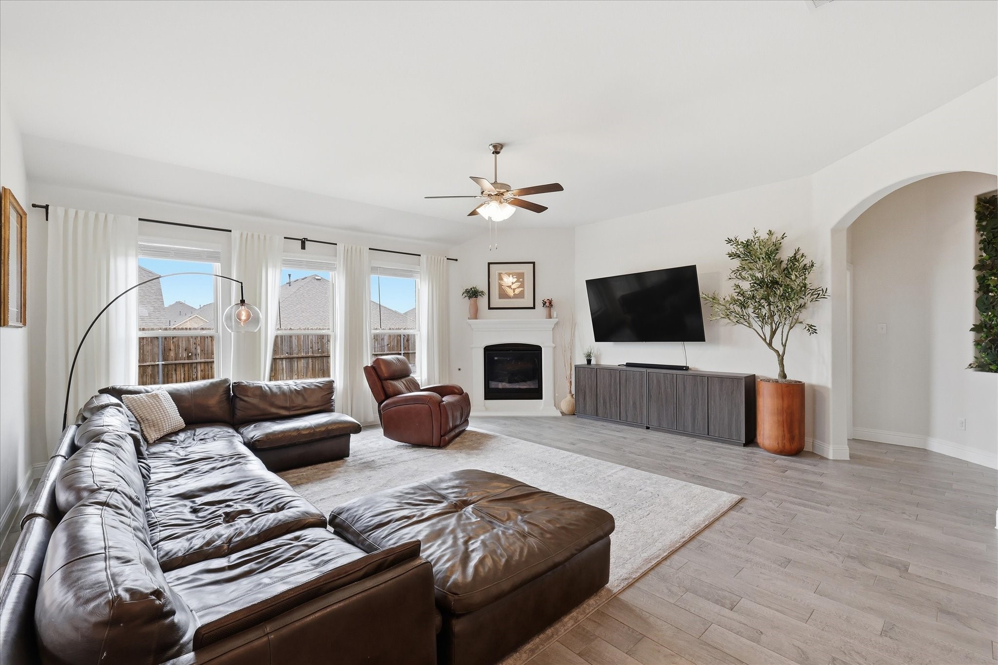 10912 Culberson Drive Aubrey TX 76227