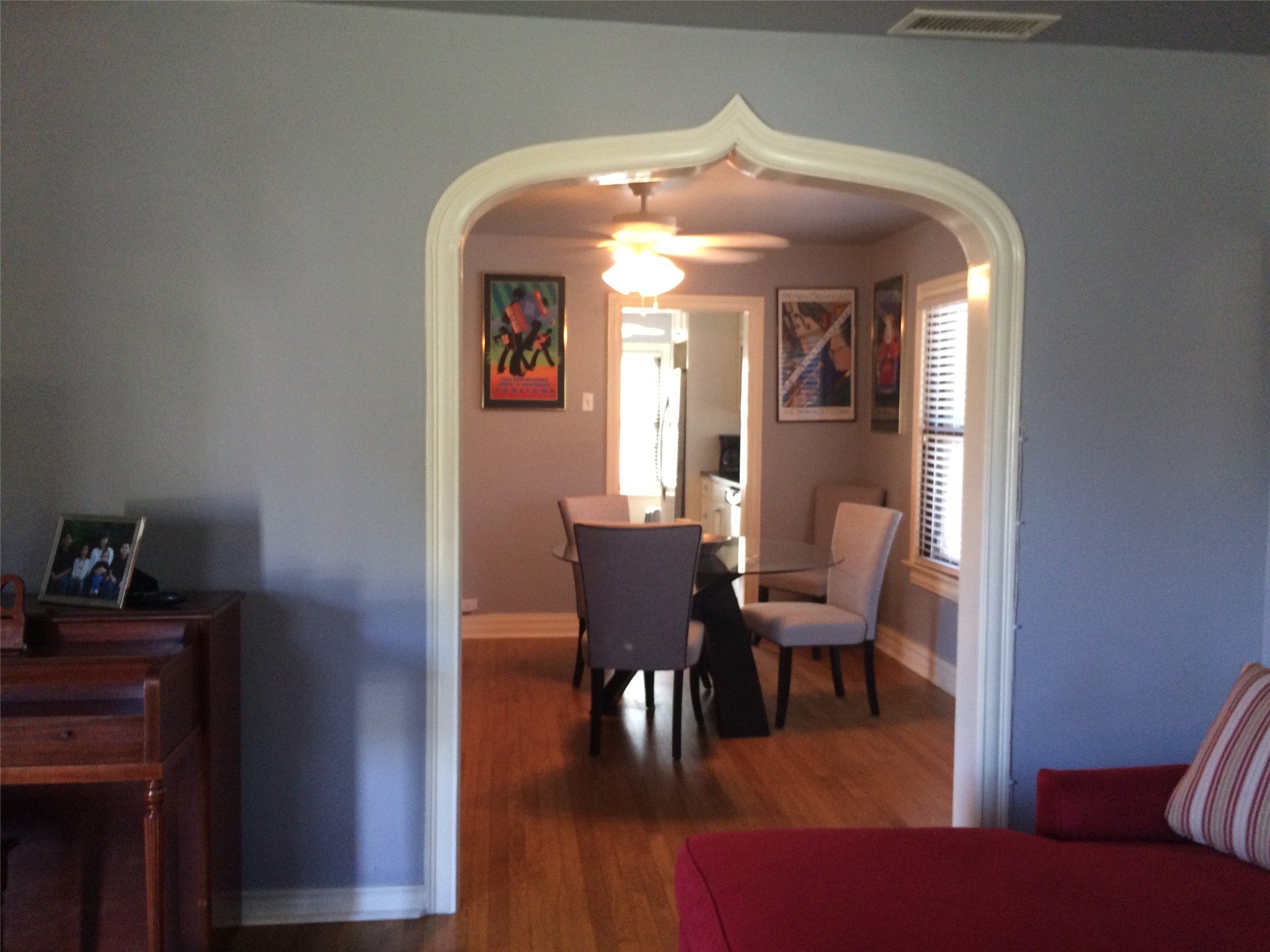 2546 Gladstone Drive Dallas TX 75211