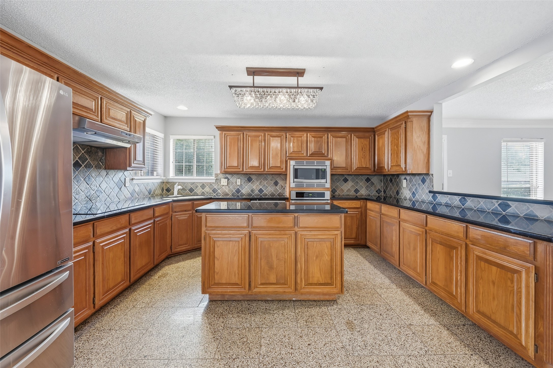 4203 Murwick Drive Arlington TX 76016