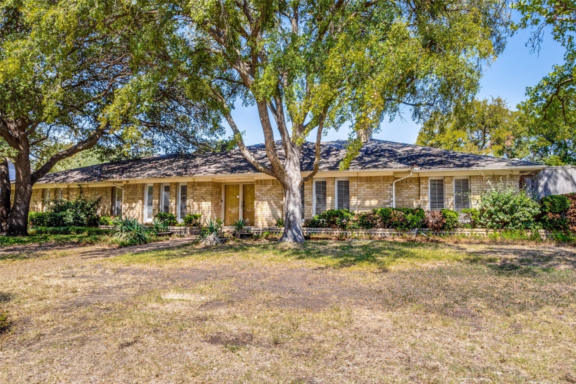 4425 Harvest Hill Road Dallas TX 75244