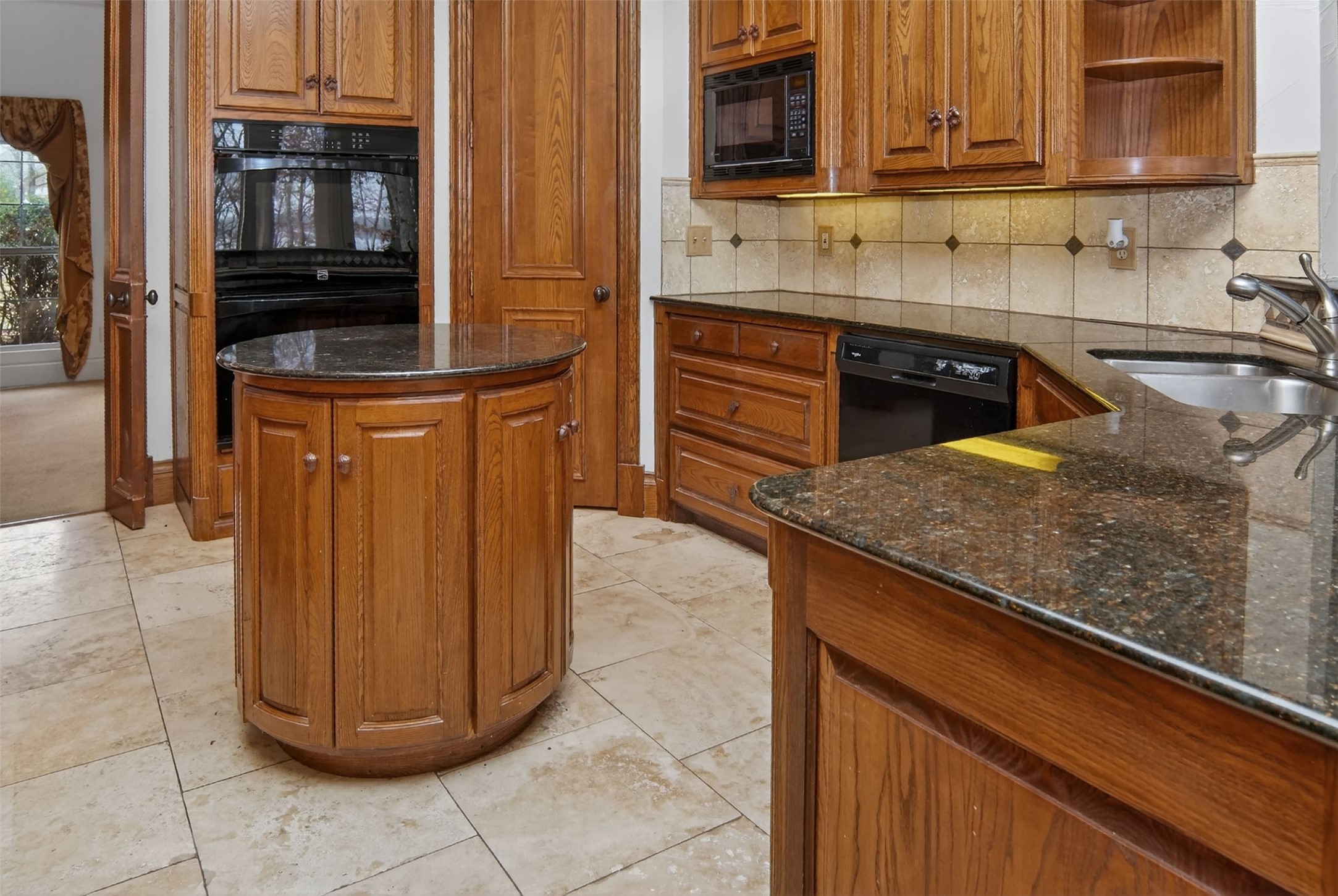 643 Pr 5937 Emory TX 75440