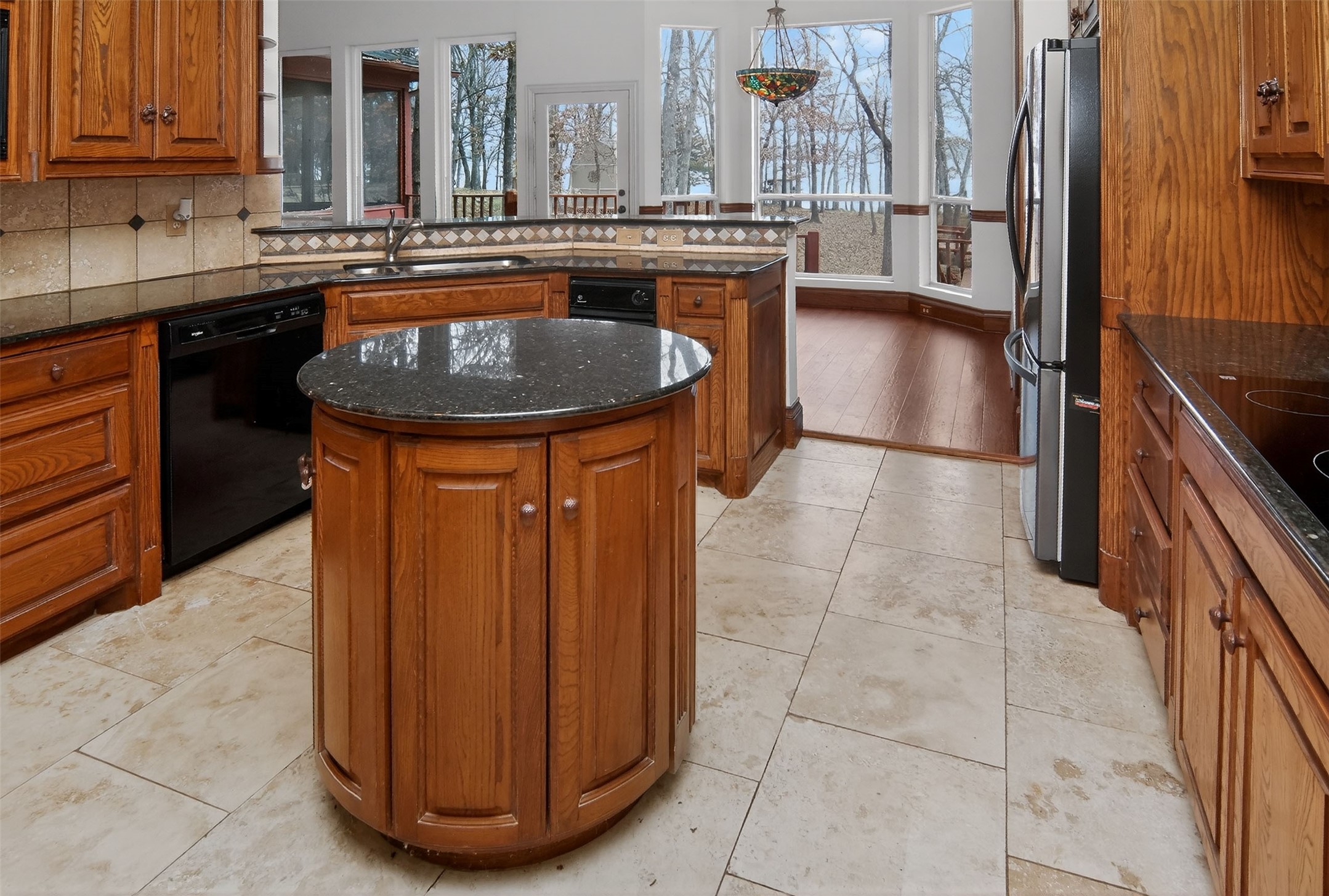 643 Pr 5937 Emory TX 75440