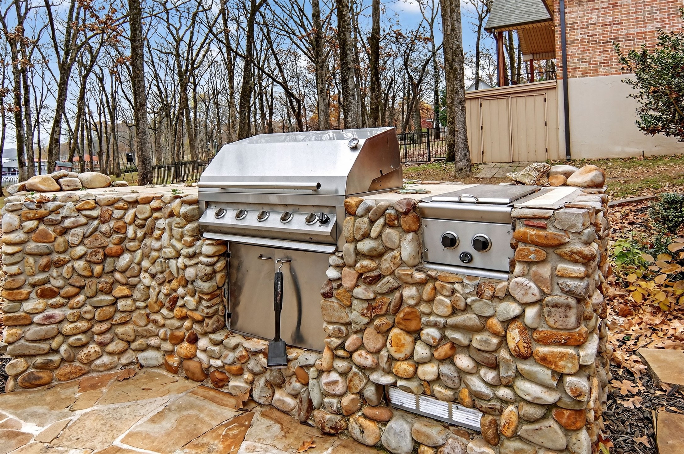 643 Pr 5937 Emory TX 75440