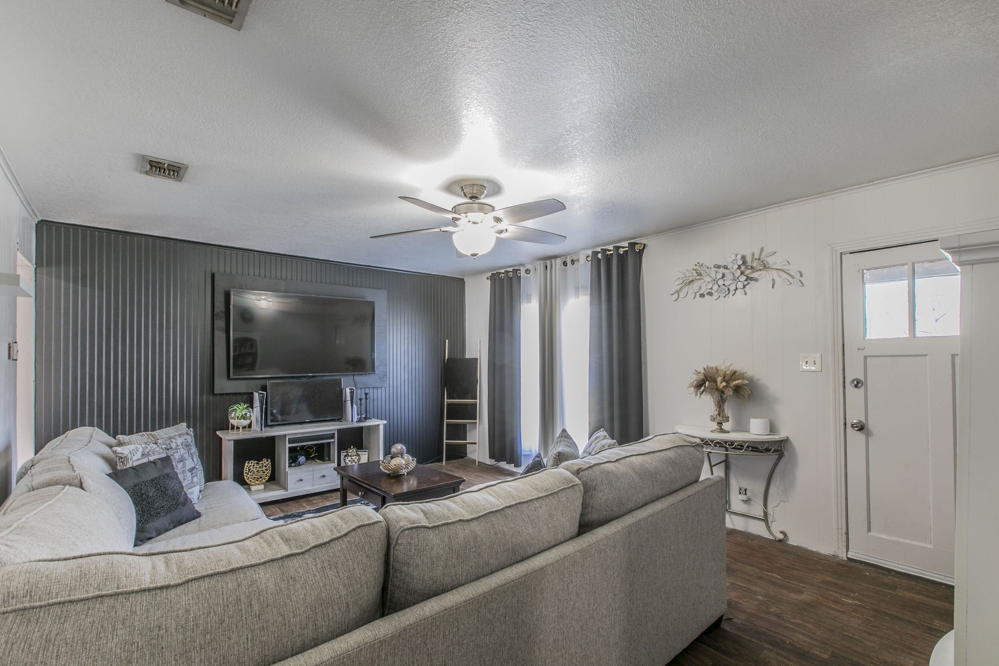 108 N Lakeview Drive Lacy Lakeview TX 76705