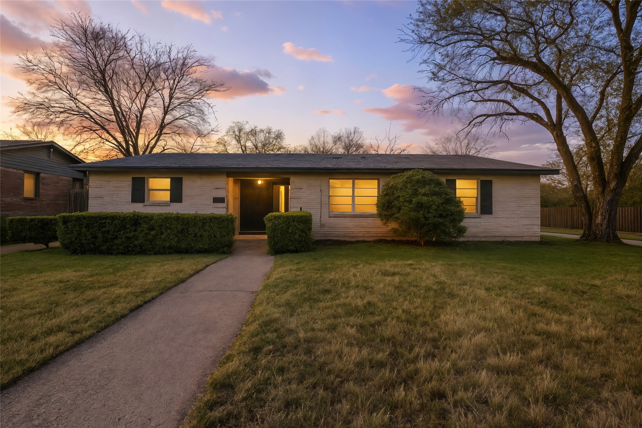 807 Havenwood Drive Dallas TX 75232