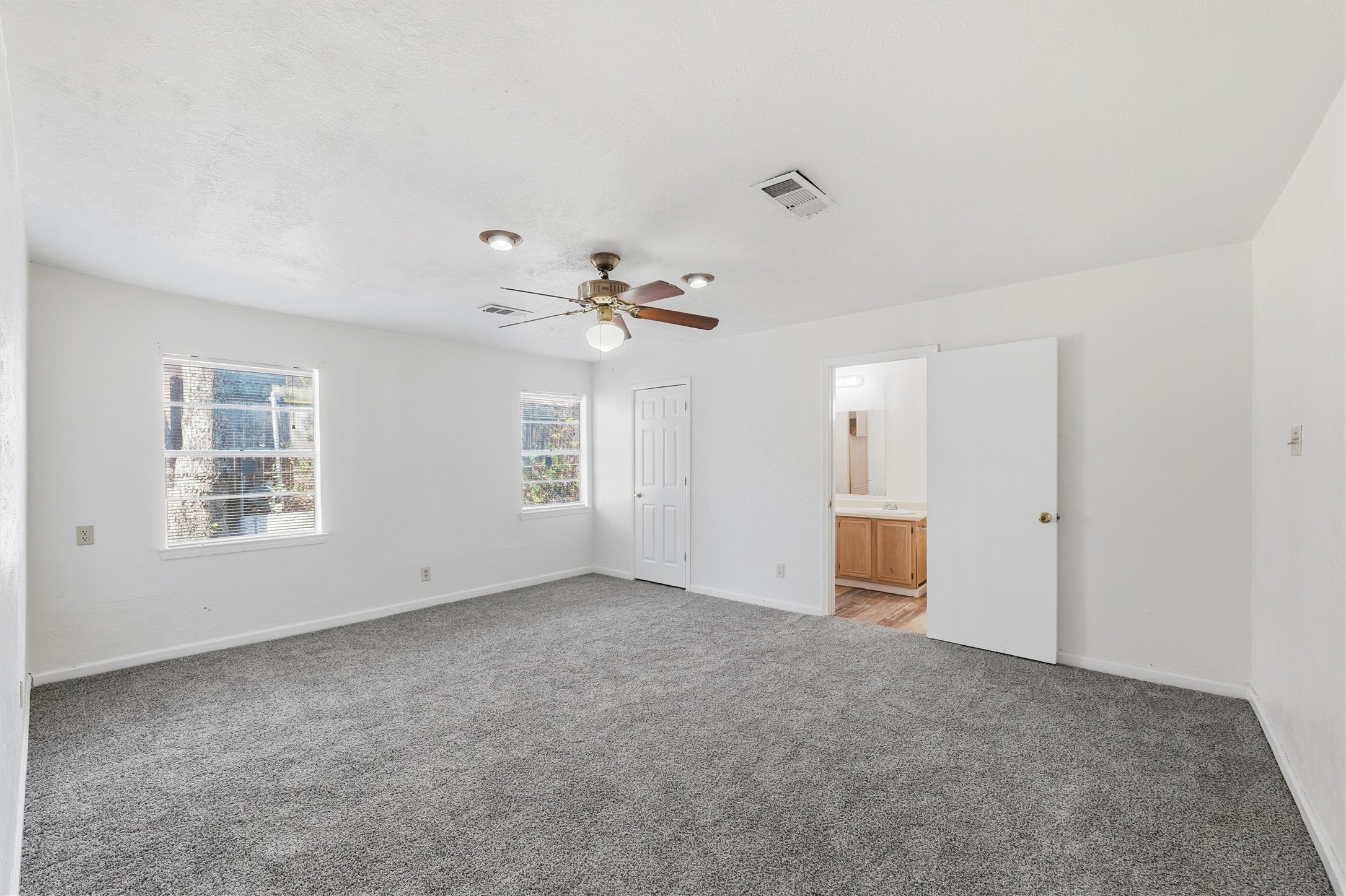 807 Havenwood Drive Dallas TX 75232