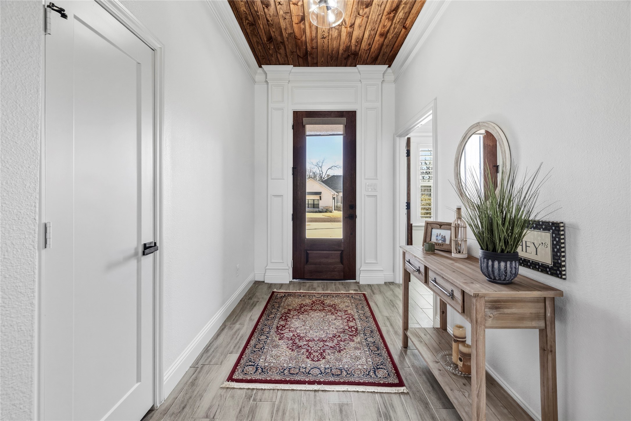 203 Colonial Drive Mabank TX 75156