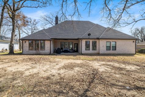 203 Colonial Drive Mabank TX 75156