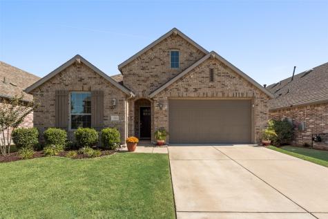 2416 Prairie Trail Avenue Aubrey TX 76227