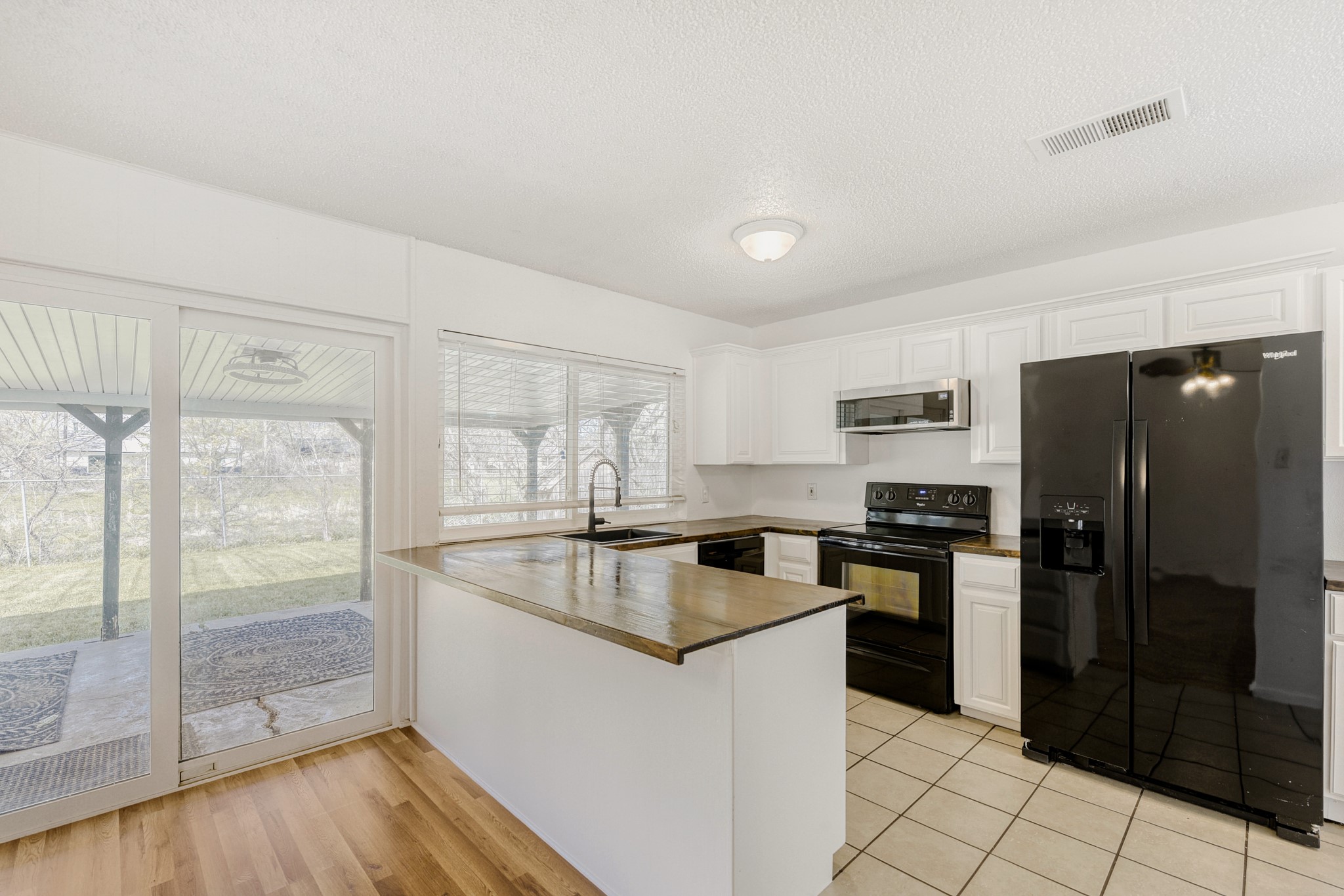 6345 Dorchester Trail North Richland Hills TX 76182