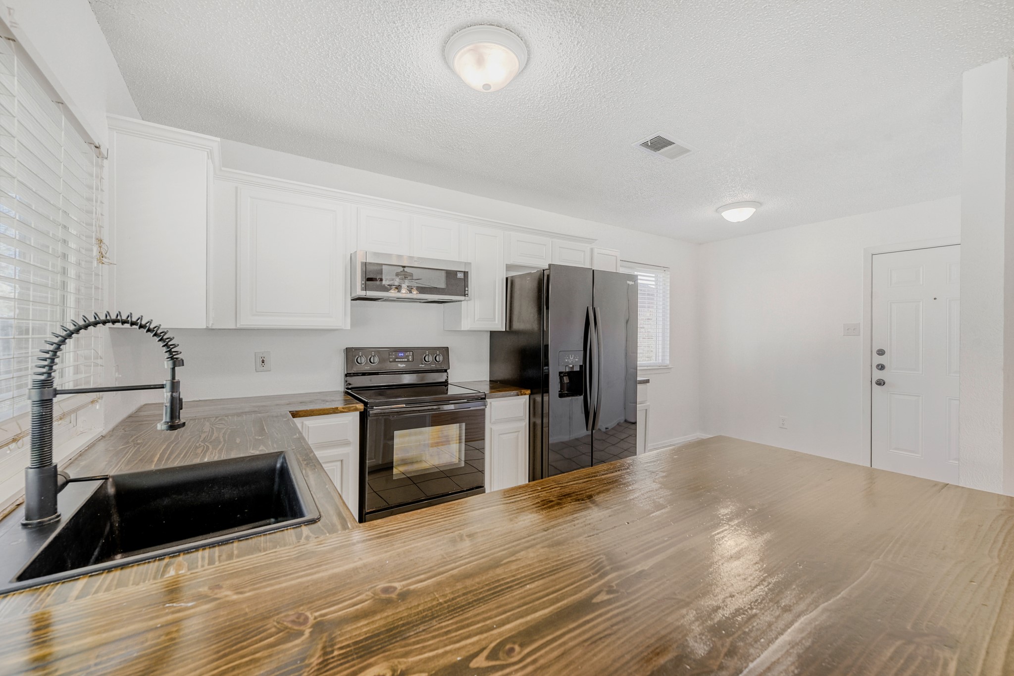 6345 Dorchester Trail North Richland Hills TX 76182
