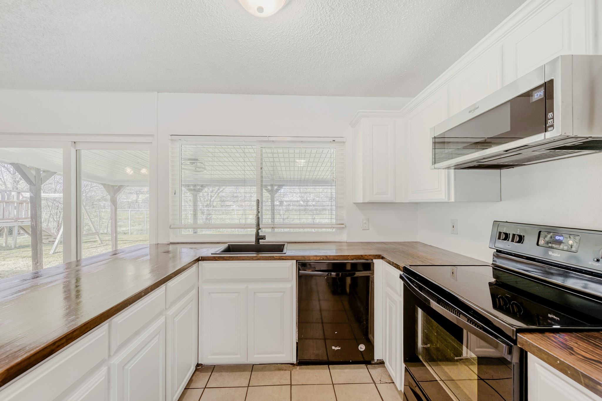 6345 Dorchester Trail North Richland Hills TX 76182