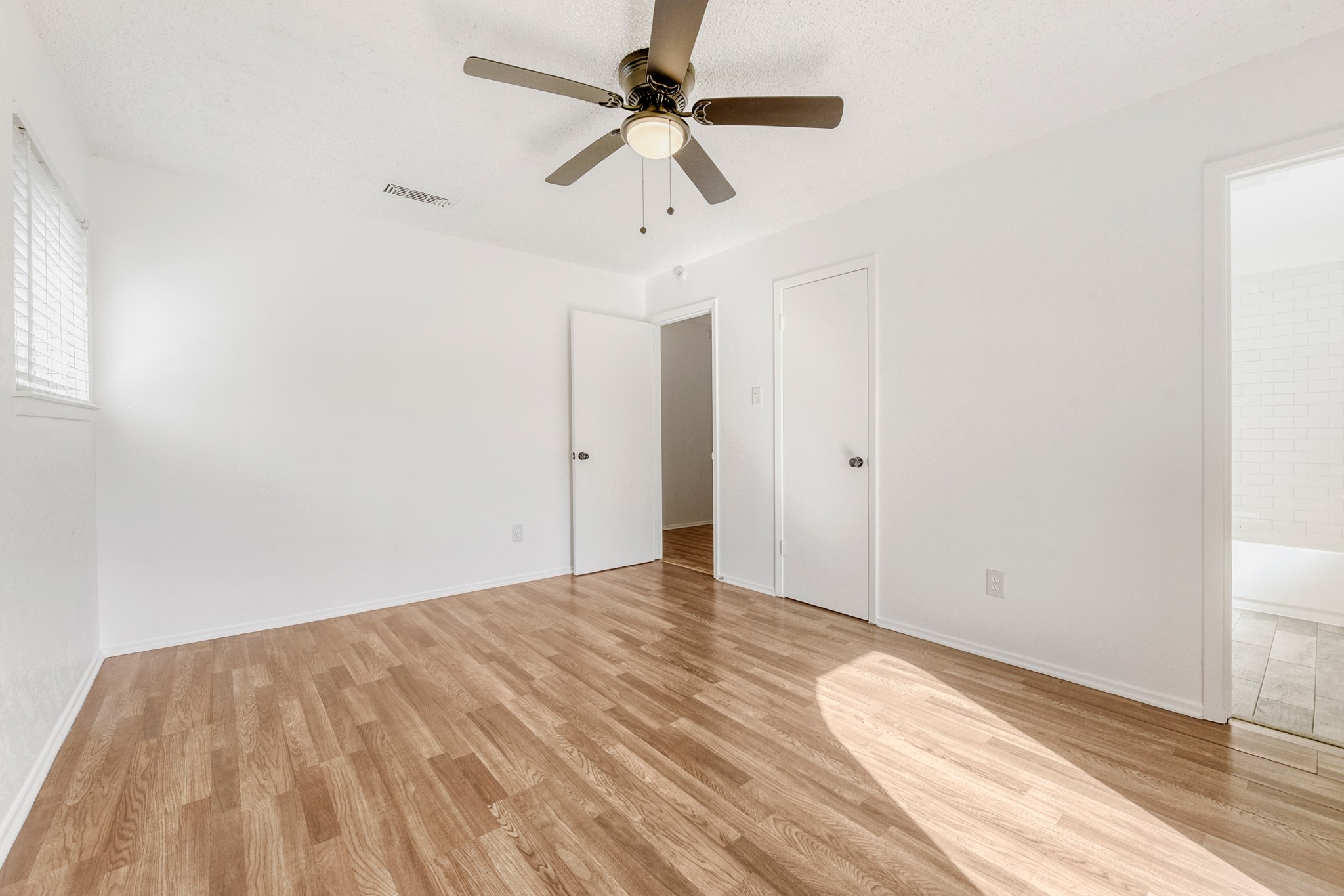 6345 Dorchester Trail North Richland Hills TX 76182