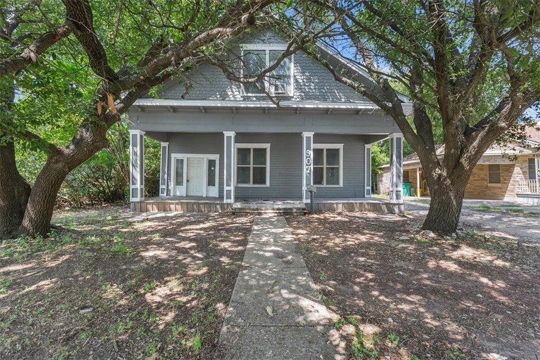 907 E Texas Avenue Mart TX 76664