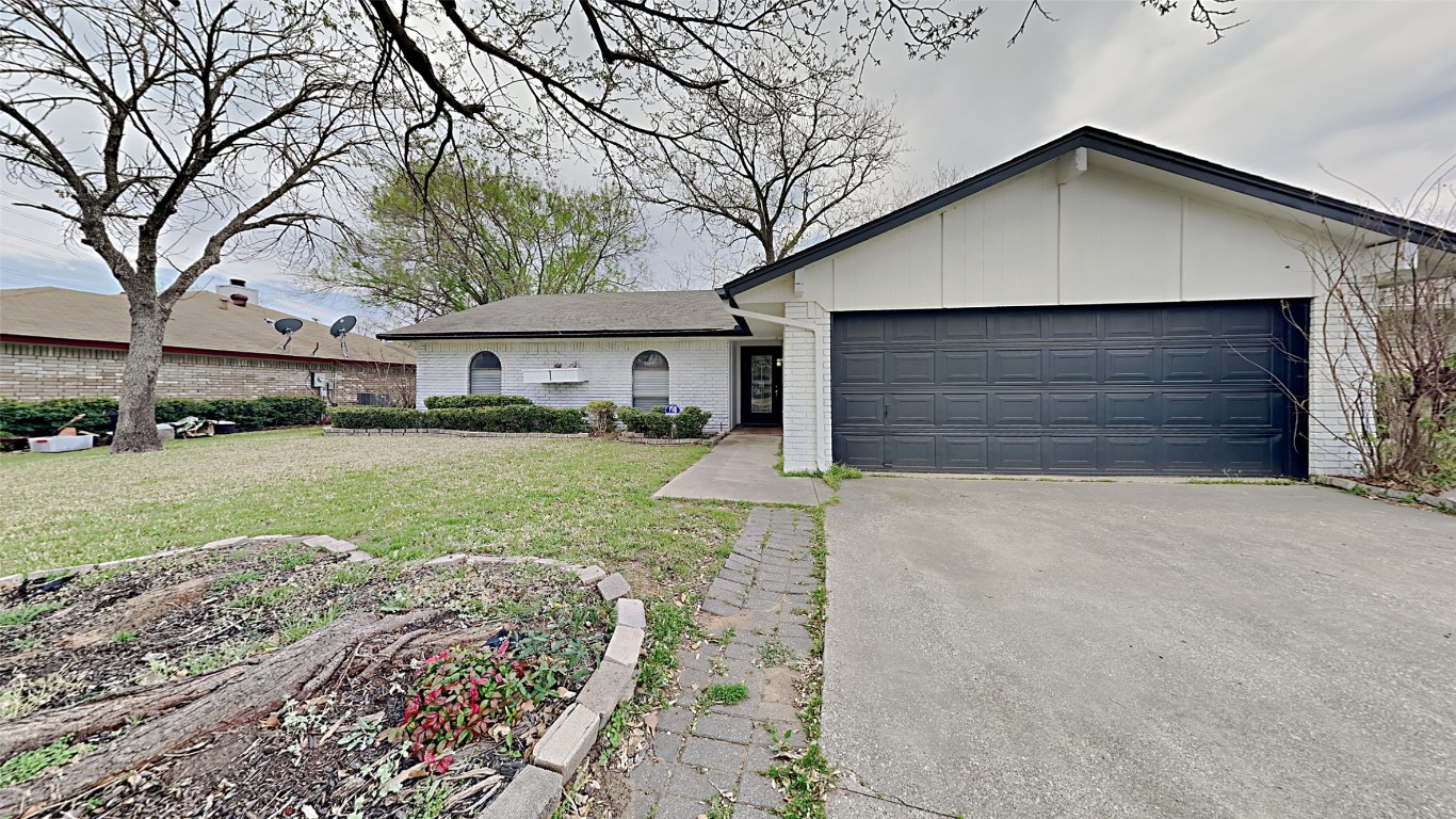 2405 Poppy Lane Euless TX 76039