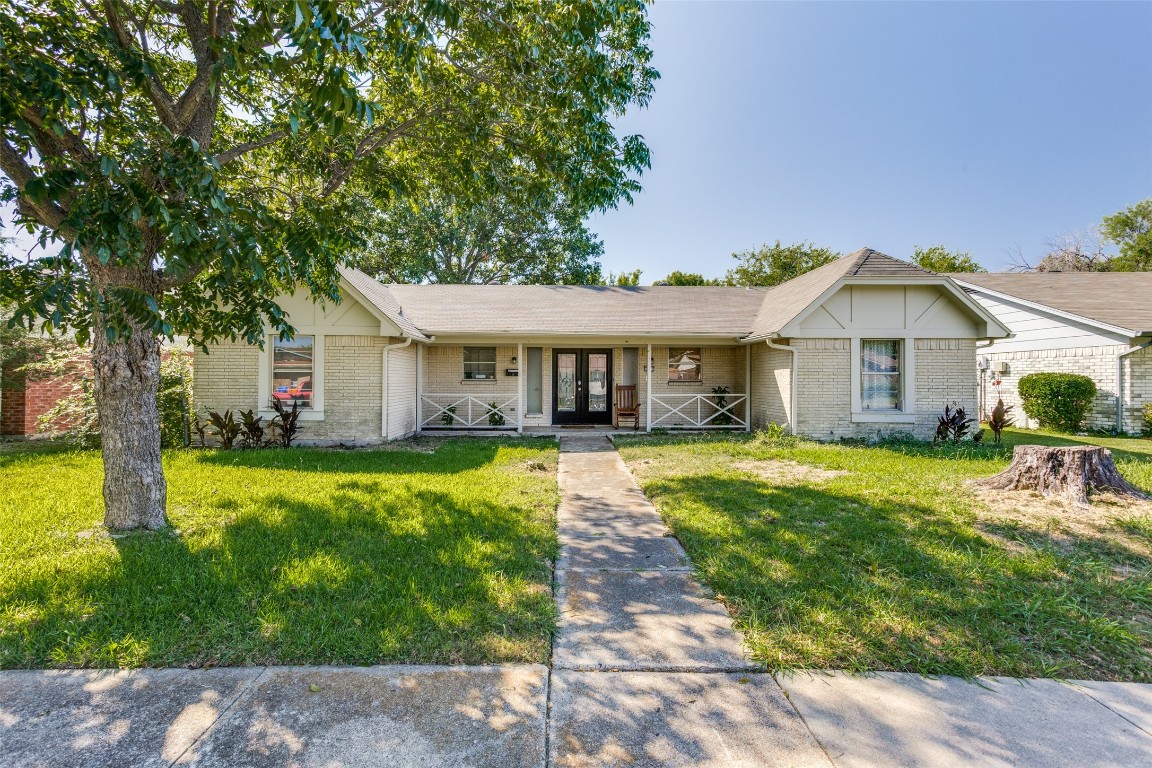 1902 Mission Drive Garland TX 75042