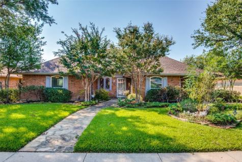 1922 Kentwood Lane Carrollton TX 75007