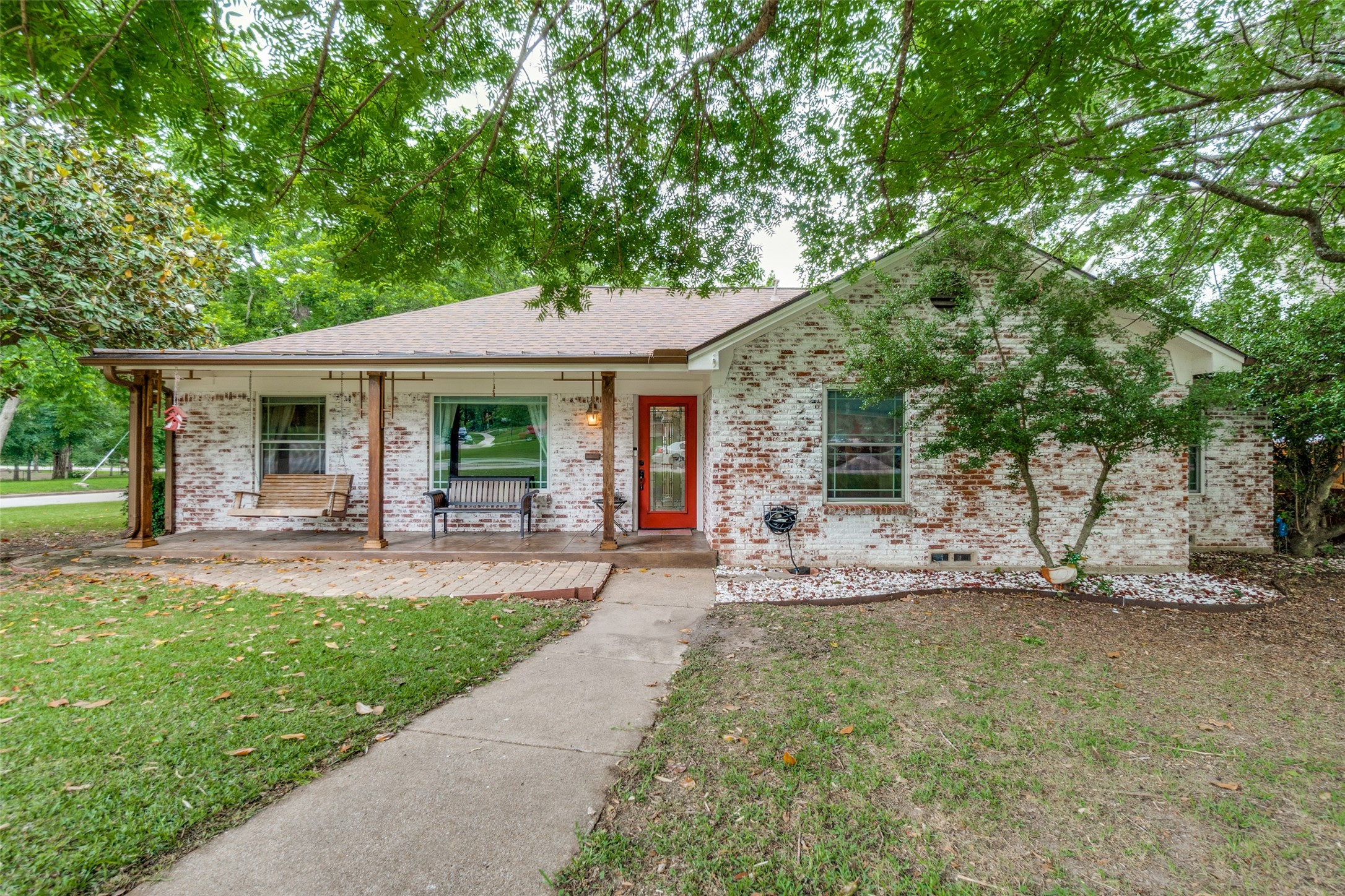8705 Fawn Drive Dallas TX 75238