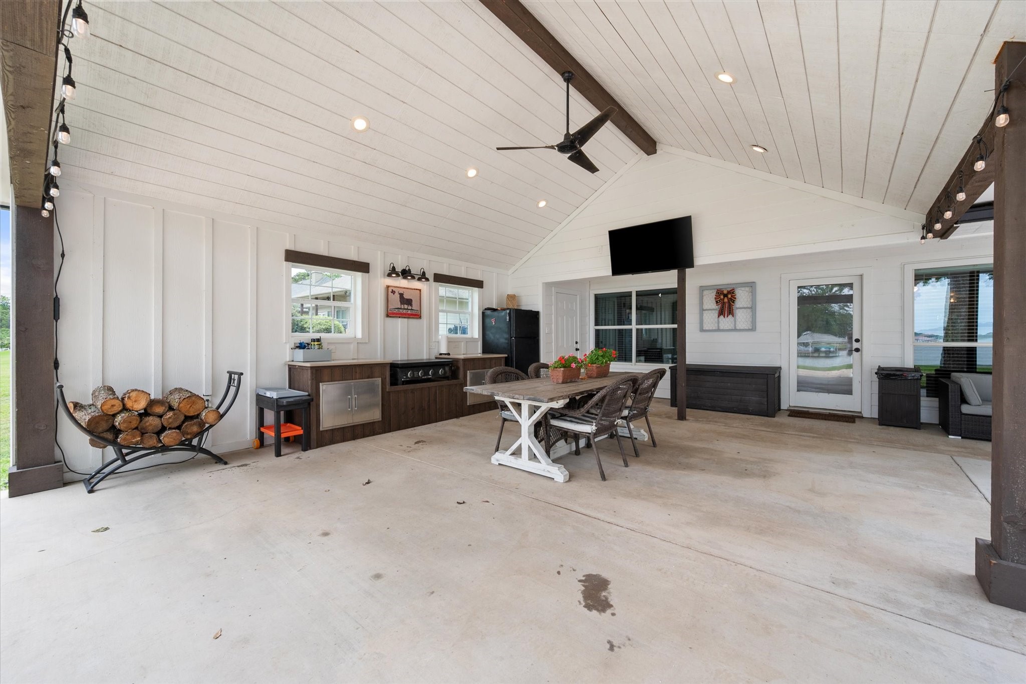 114 County Road 3187 Corsicana TX 75109