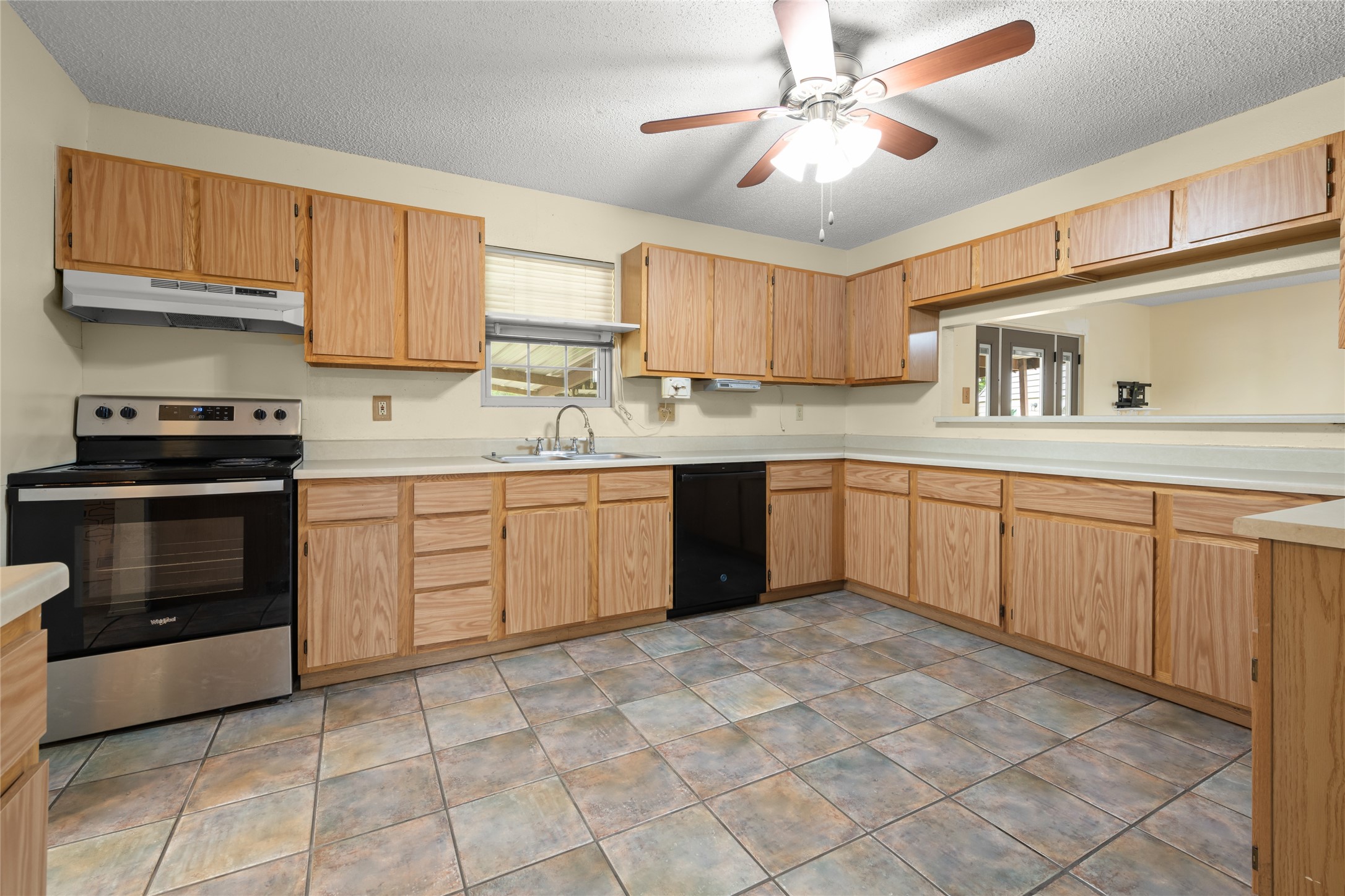 901 Fm2700 Clyde TX 79510