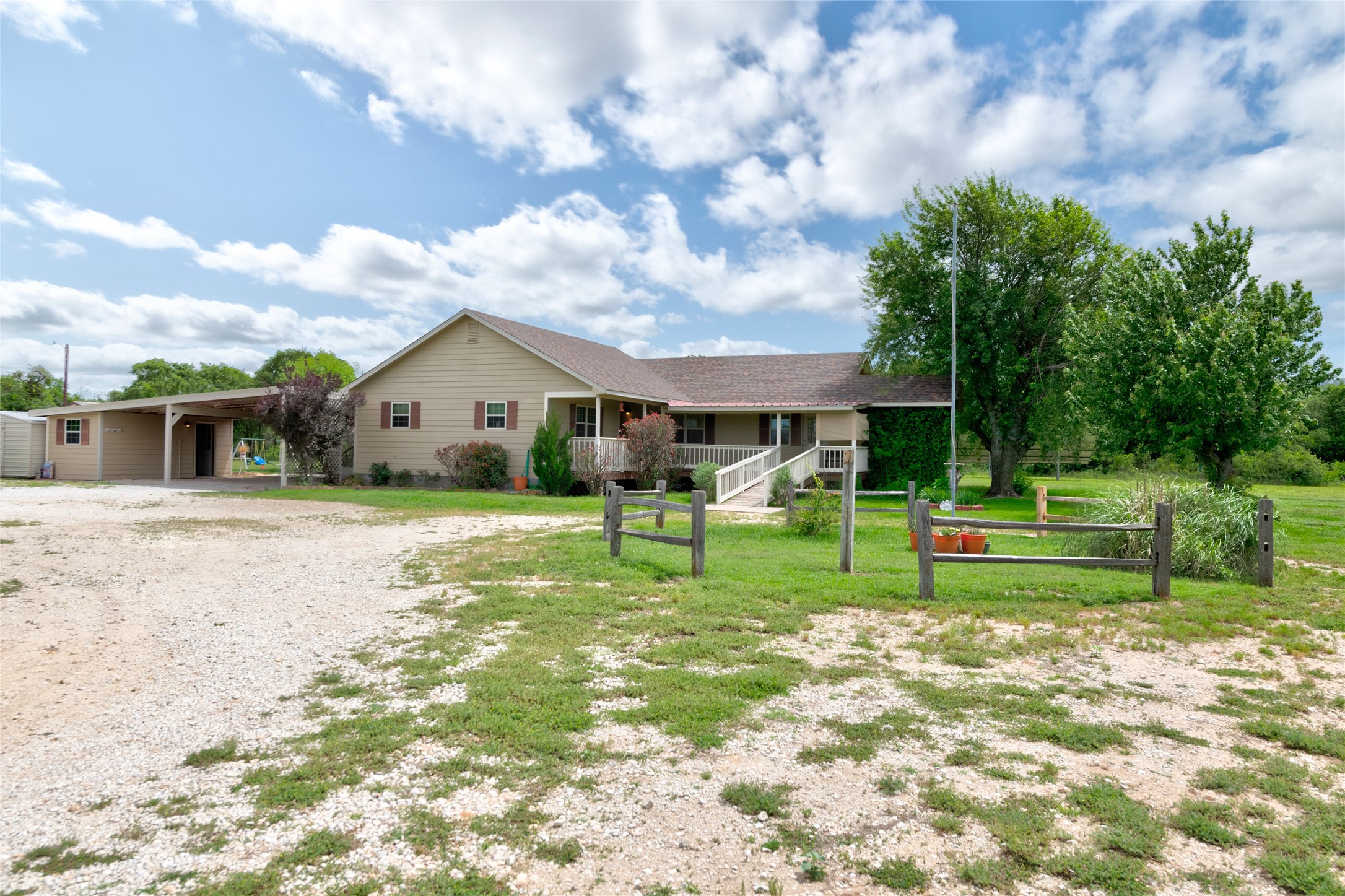 901 Fm2700 Clyde TX 79510
