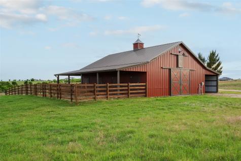 11503 E Rocky Creek Road Crowley TX 76036
