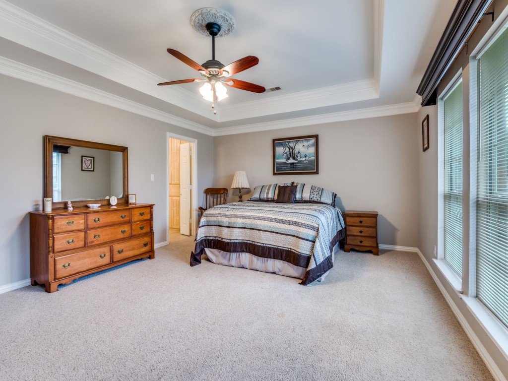 8640 Glen Eagles Drive Red Oak TX 75154