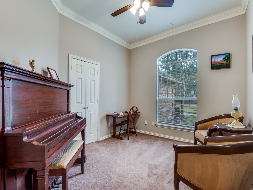 8640 Glen Eagles Drive Red Oak TX 75154