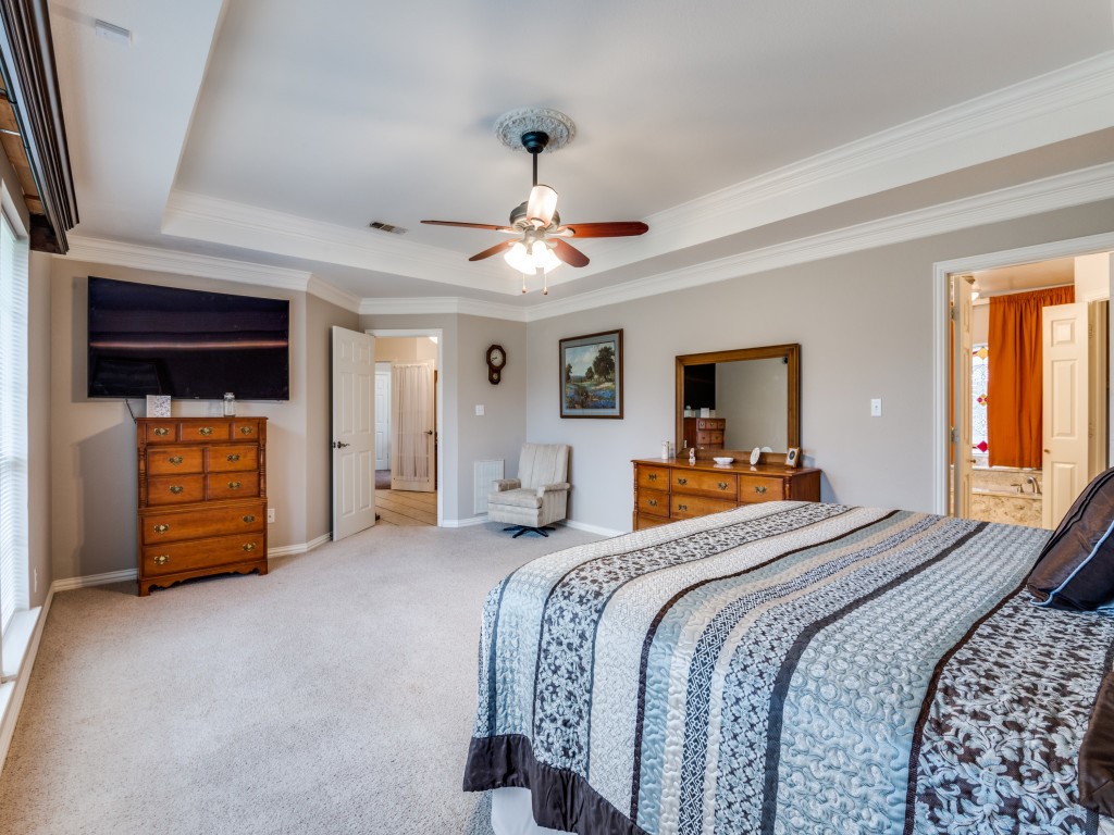 8640 Glen Eagles Drive Red Oak TX 75154