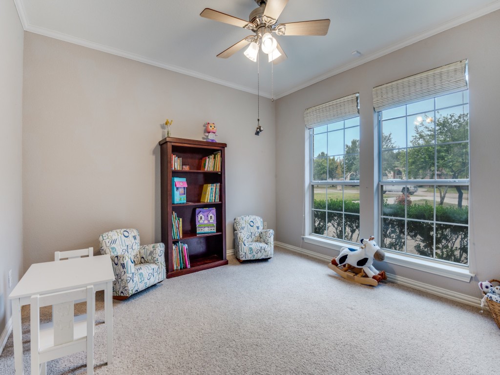 8640 Glen Eagles Drive Red Oak TX 75154