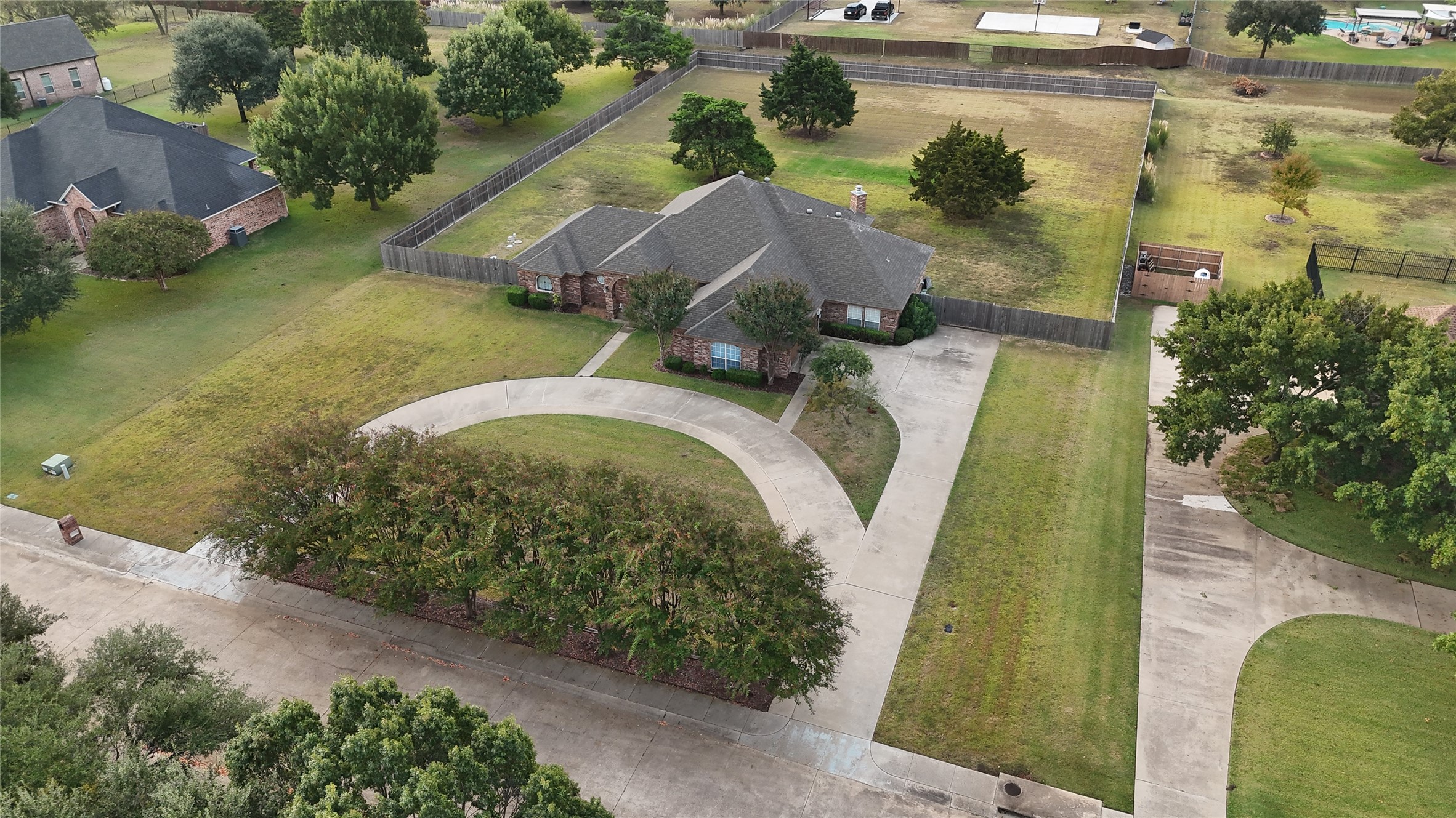 8640 Glen Eagles Drive Red Oak TX 75154