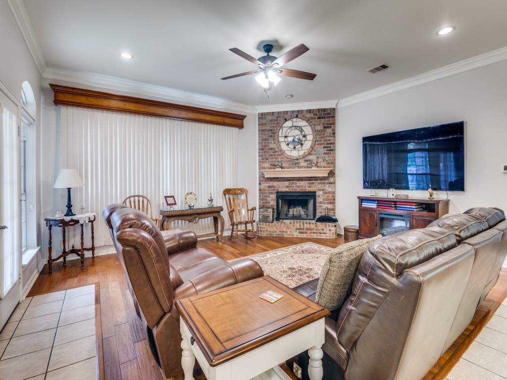 8640 Glen Eagles Drive Red Oak TX 75154