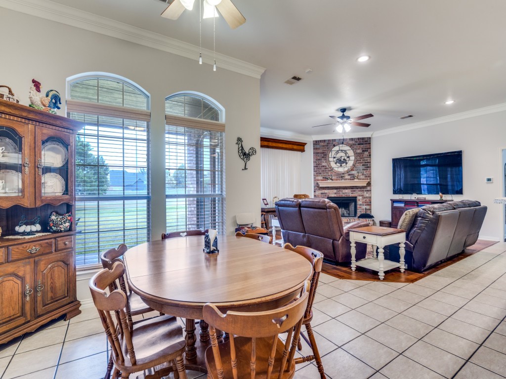 8640 Glen Eagles Drive Red Oak TX 75154