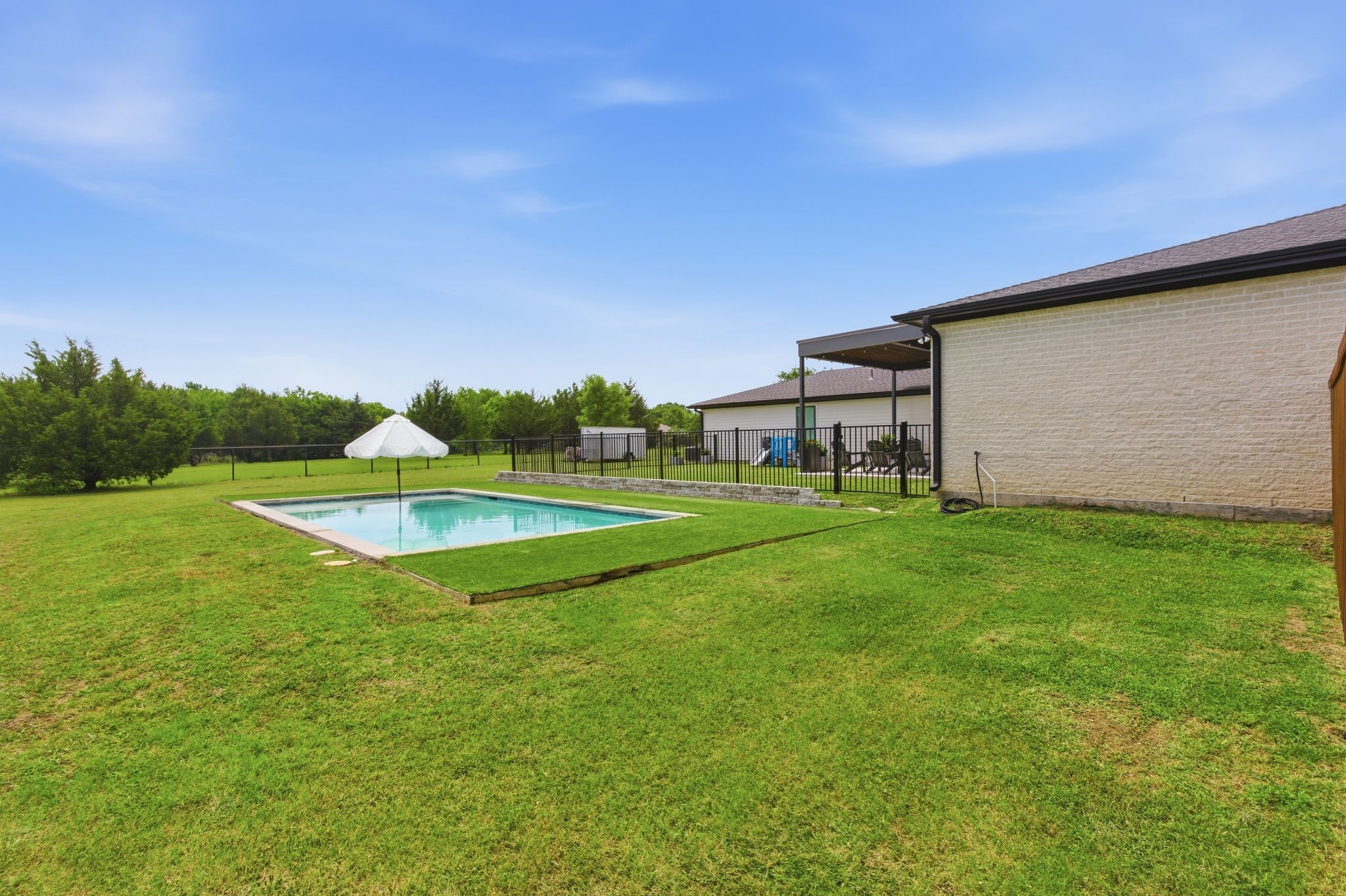 1413 Lariat Circle Oak Leaf TX 75154
