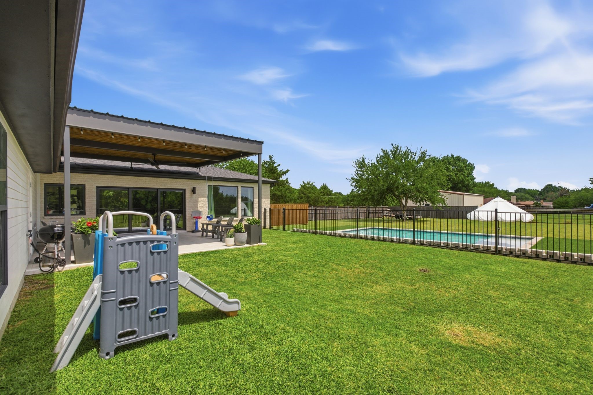 1413 Lariat Circle Oak Leaf TX 75154