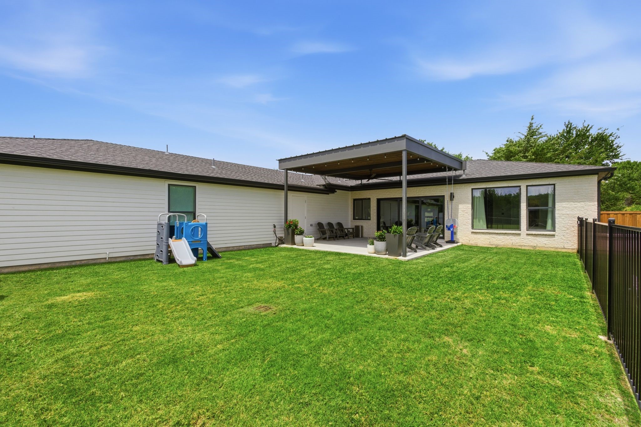 1413 Lariat Circle Oak Leaf TX 75154