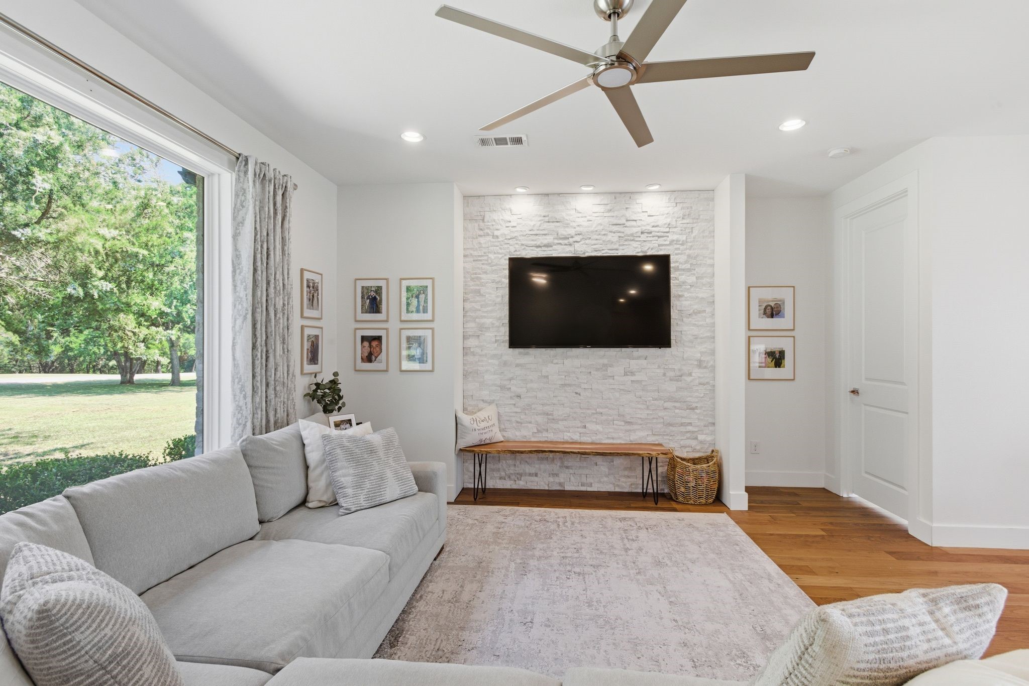 1413 Lariat Circle Oak Leaf TX 75154