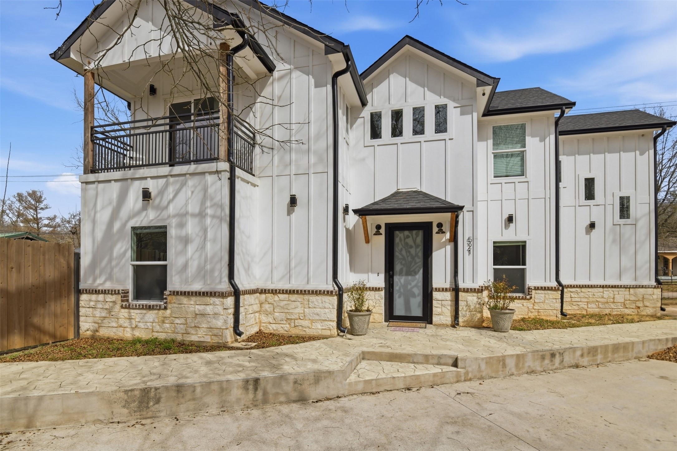 521 York Street Athens TX 75751