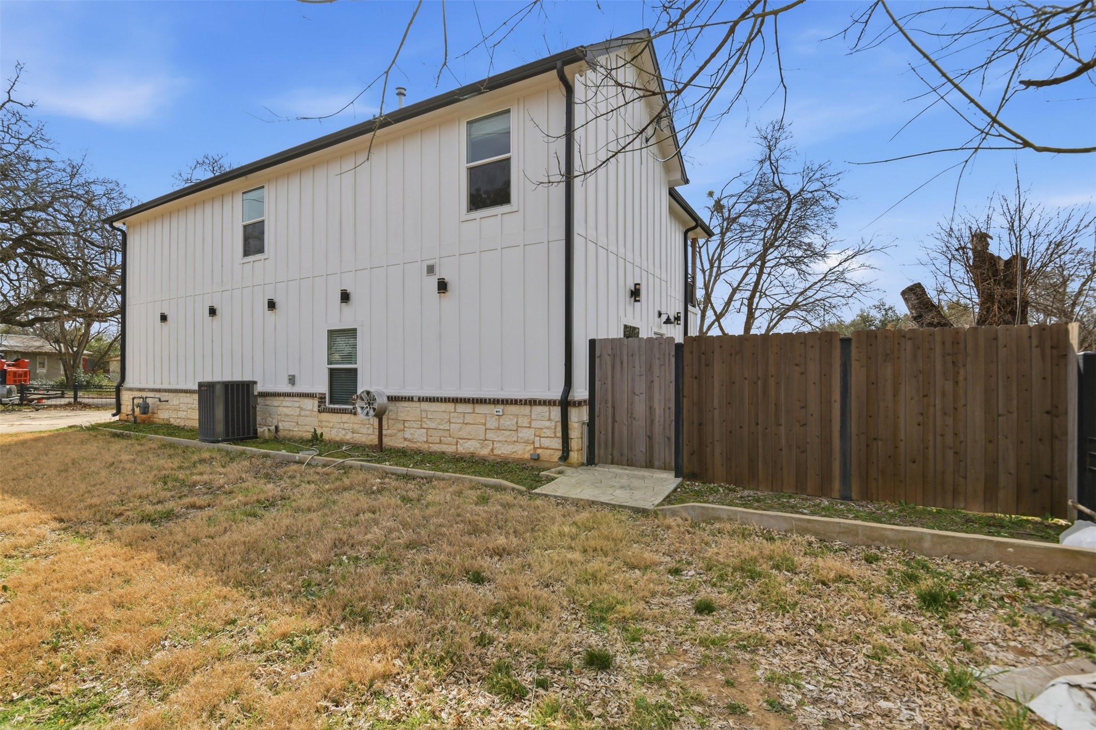 521 York Street Athens TX 75751