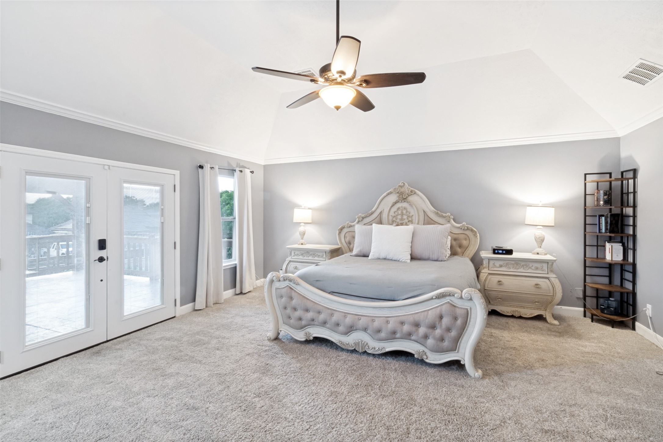 4009 Crestwood Drive Carrollton TX 75007
